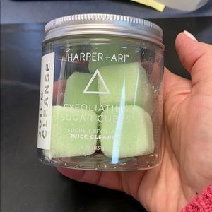 Exfoliating sugar cubes